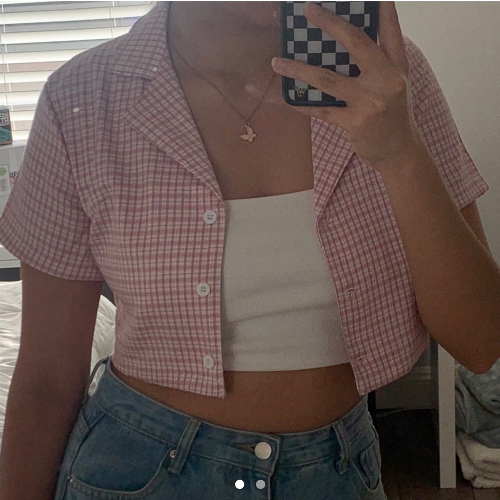 ✨CROPPED BUTTON UP✨